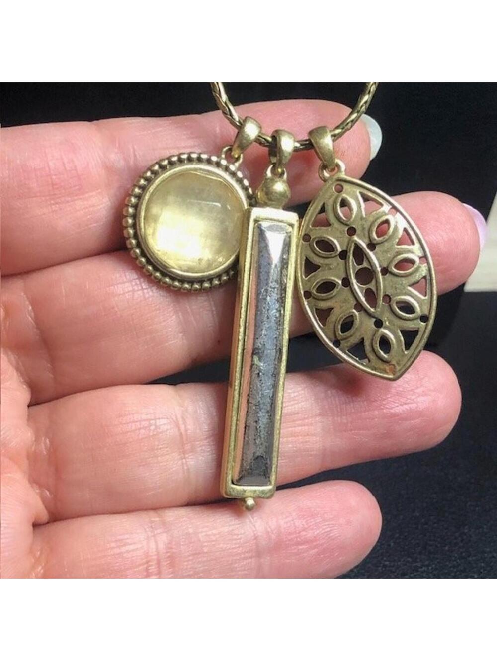 B2123 Lucky Brand Multi-Charm Pendant Long Necklace Gold Tone Boho 28"